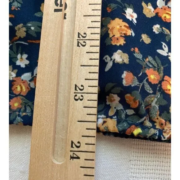 West K Top Women's XL Blue Floral Print Short Sleeve Faux Wrap Boho Peasant Boxy - Picture 5 of 16